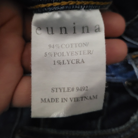 EUNINA | Tobi high rise relaxed skinny distressed destroyed denim jeans - Picture 8 of 9